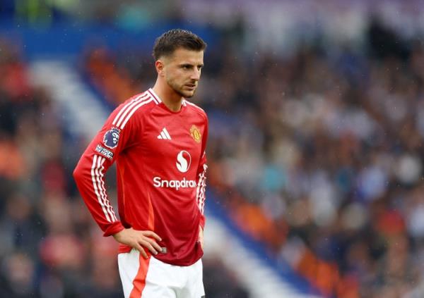 曼聯(lián)最水7號(hào)??芒特6420萬(wàn)加盟1年半1球1助，首發(fā)踢13分鐘又傷了